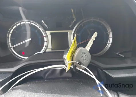 2018 Toyota 4Runner Trd Off Road Premium из США, поврежденный, VIN JTEBU5JR8J5585983